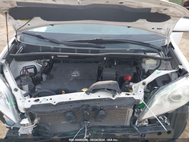 Photo 9 VIN: 5TDKK3DC4FS596664 - TOYOTA SIENNA 