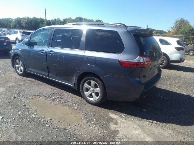 Photo 2 VIN: 5TDKK3DC4FS617965 - TOYOTA SIENNA 