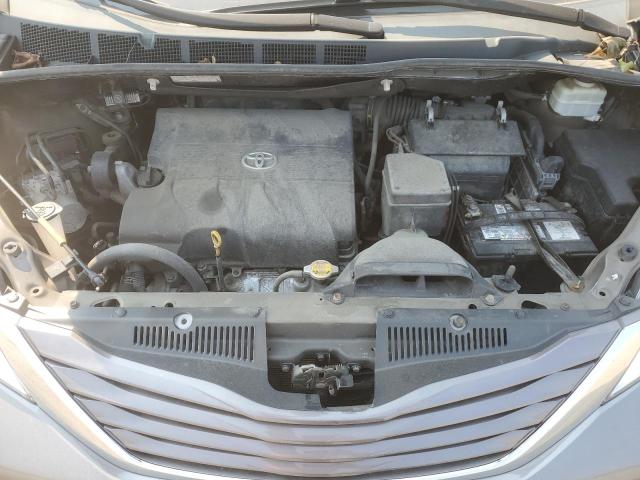 Photo 11 VIN: 5TDKK3DC4FS625743 - TOYOTA SIENNA LE 