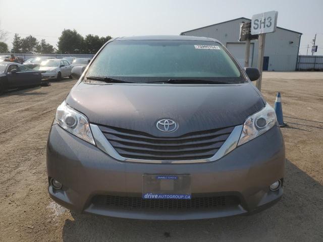 Photo 4 VIN: 5TDKK3DC4FS625743 - TOYOTA SIENNA LE 