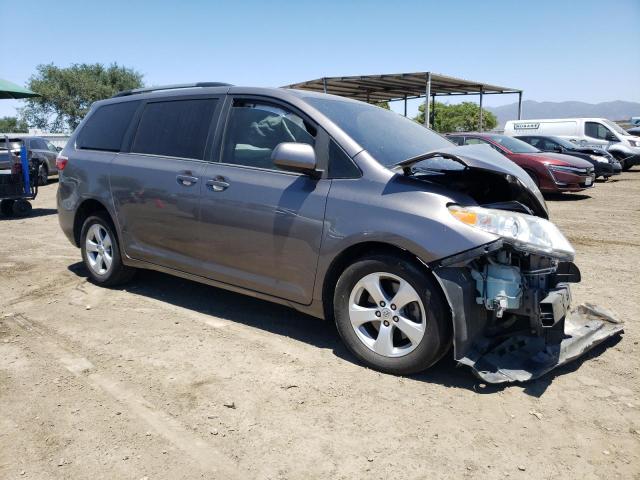 Photo 3 VIN: 5TDKK3DC4FS634121 - TOYOTA SIENNA LE 