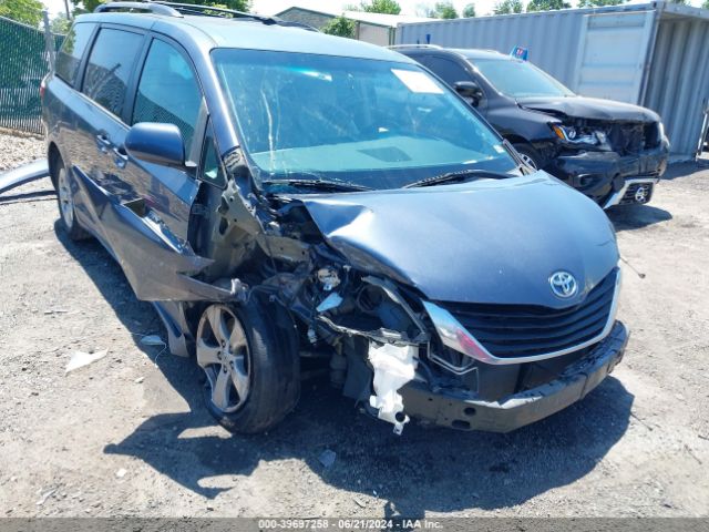 Photo 5 VIN: 5TDKK3DC4FS645829 - TOYOTA SIENNA 