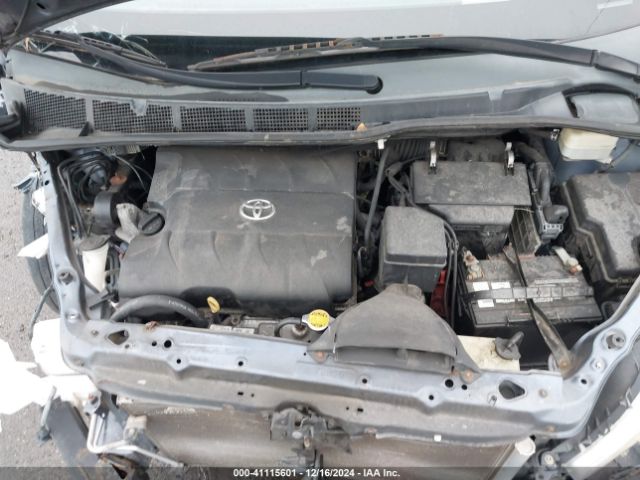 Photo 9 VIN: 5TDKK3DC4FS645829 - TOYOTA SIENNA 