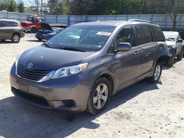 Photo 1 VIN: 5TDKK3DC4FS648083 - TOYOTA SIENNA LE 