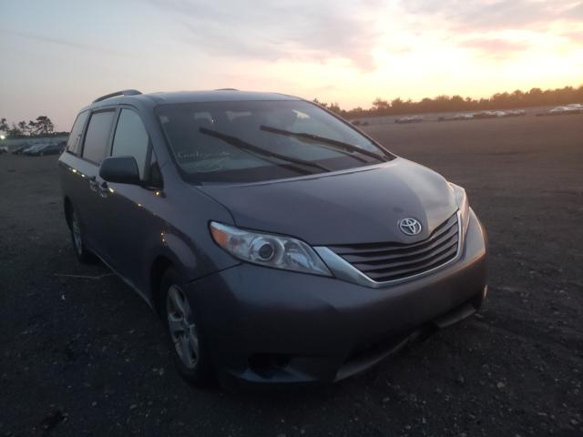 Photo 0 VIN: 5TDKK3DC4FS655079 - TOYOTA SIENNA LE 