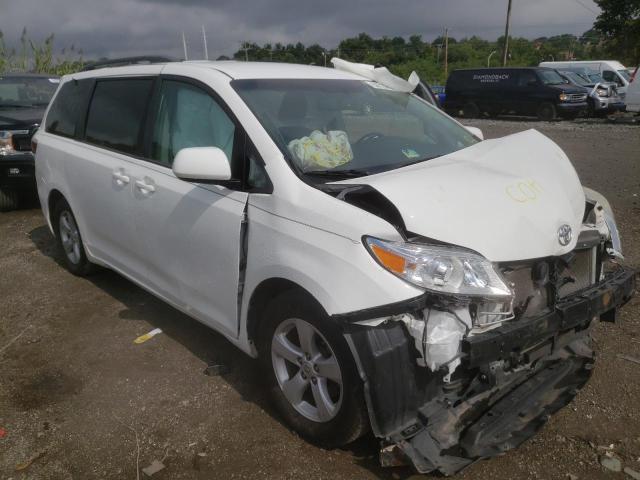 Photo 0 VIN: 5TDKK3DC4FS669032 - TOYOTA SIENNA LE 