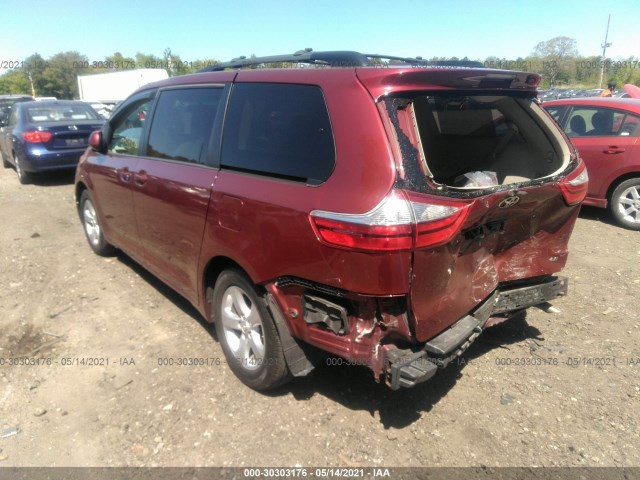 Photo 2 VIN: 5TDKK3DC4FS669287 - TOYOTA SIENNA 