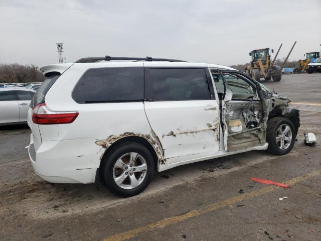 Photo 2 VIN: 5TDKK3DC4FS679057 - TOYOTA SIENNA LE 