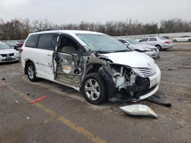 Photo 3 VIN: 5TDKK3DC4FS679057 - TOYOTA SIENNA LE 