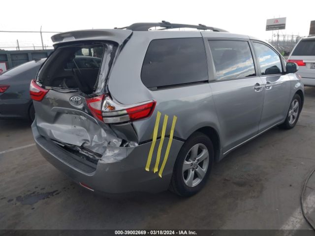 Photo 3 VIN: 5TDKK3DC4FS680161 - TOYOTA SIENNA 