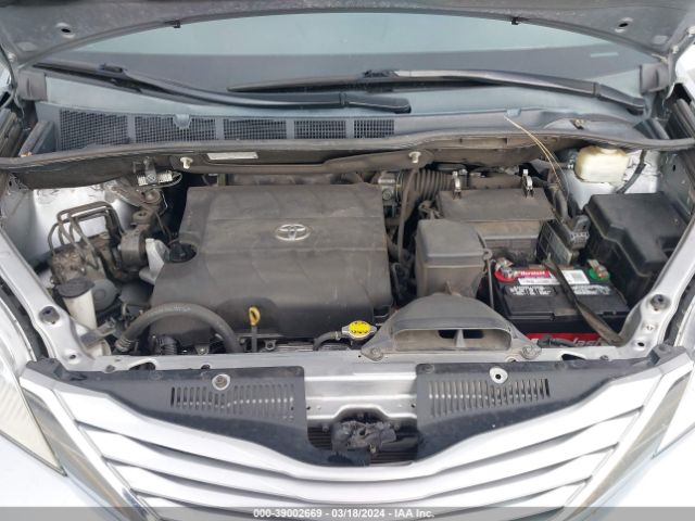 Photo 9 VIN: 5TDKK3DC4FS680161 - TOYOTA SIENNA 