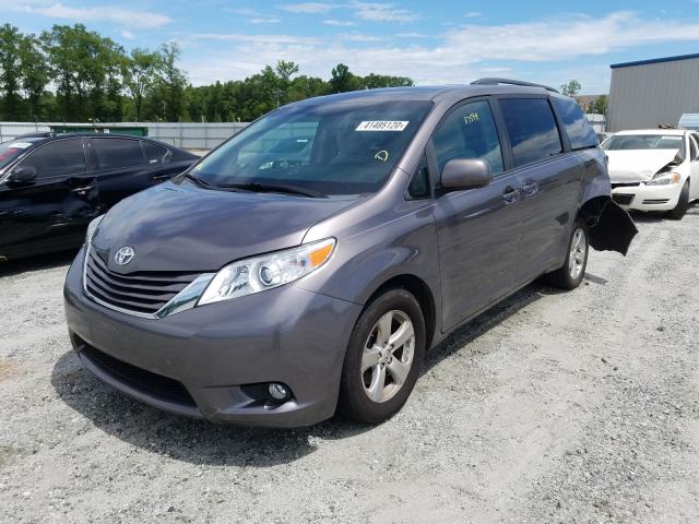 Photo 1 VIN: 5TDKK3DC4GS695261 - TOYOTA SIENNA LE 