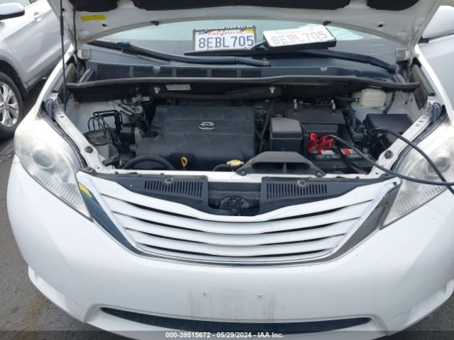 Photo 9 VIN: 5TDKK3DC4GS708333 - TOYOTA SIENNA 