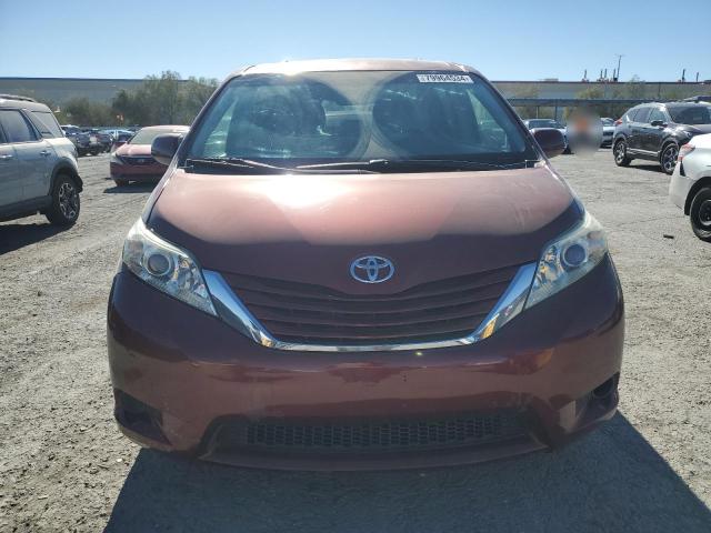 Photo 4 VIN: 5TDKK3DC4GS714438 - TOYOTA SIENNA LE 