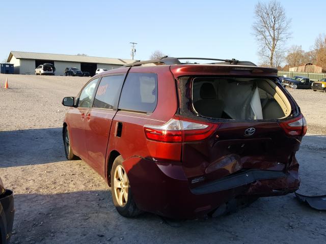 Photo 2 VIN: 5TDKK3DC4GS736388 - TOYOTA SIENNA LE 