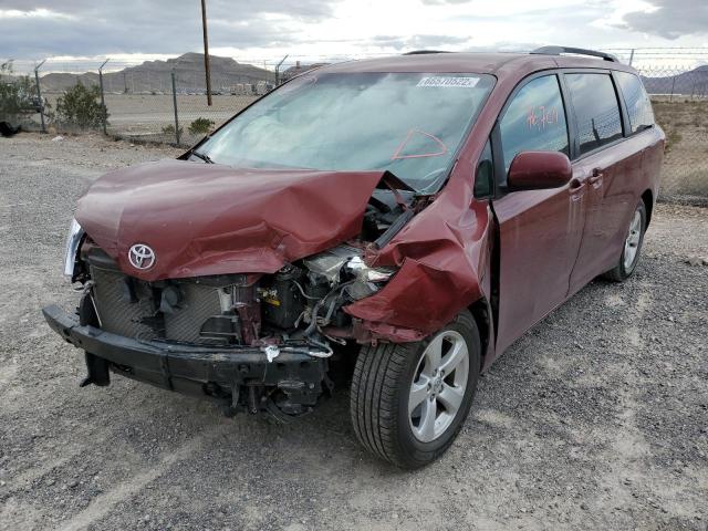 Photo 1 VIN: 5TDKK3DC4GS749772 - TOYOTA SIENNA LE 