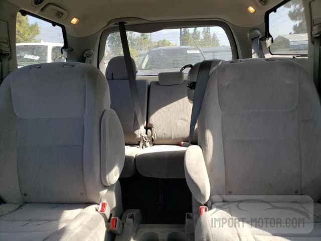 Photo 9 VIN: 5TDKK3DC4GS763901 - TOYOTA SIENNA 