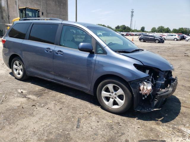 Photo 3 VIN: 5TDKK3DC4GS763946 - TOYOTA SIENNA LE 