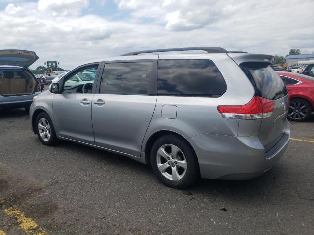 Photo 1 VIN: 5TDKK3DC5BS001489 - TOYOTA SIENNA LE 