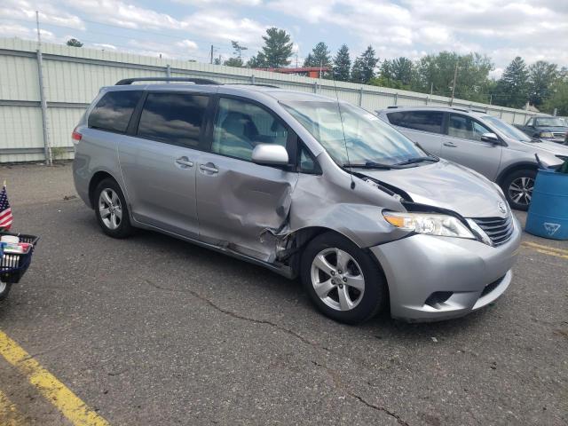 Photo 3 VIN: 5TDKK3DC5BS001489 - TOYOTA SIENNA LE 