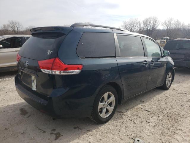 Photo 2 VIN: 5TDKK3DC5BS007583 - TOYOTA SIENNA LE 