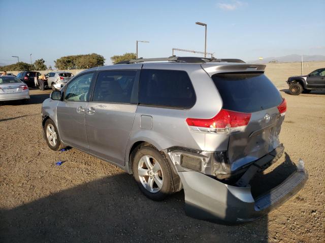 Photo 2 VIN: 5TDKK3DC5BS019538 - TOYOTA SIENNA 