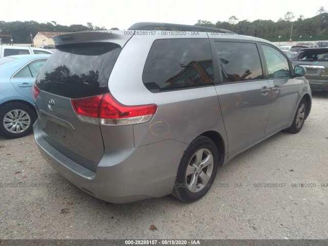 Photo 3 VIN: 5TDKK3DC5BS035982 - TOYOTA SIENNA 