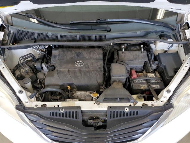 Photo 11 VIN: 5TDKK3DC5BS066438 - TOYOTA SIENNA LE 