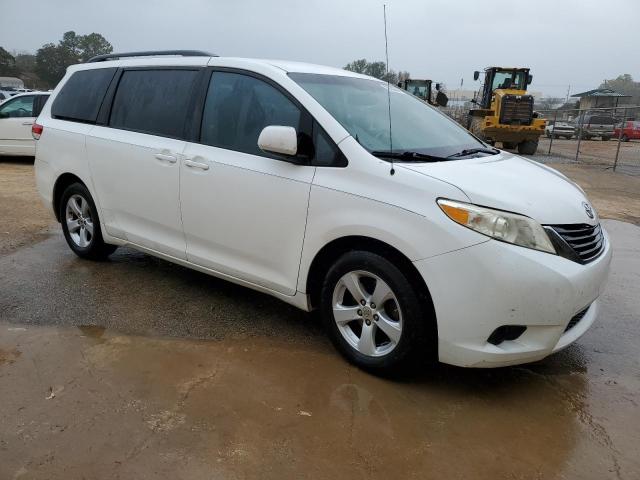 Photo 3 VIN: 5TDKK3DC5BS070120 - TOYOTA SIENNA LE 