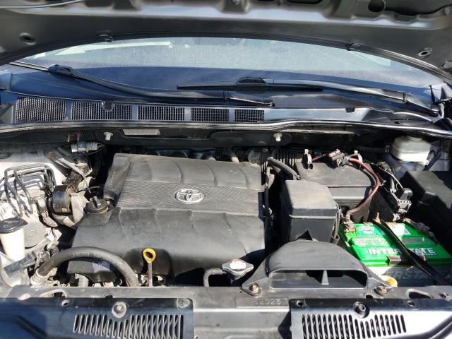 Photo 6 VIN: 5TDKK3DC5BS086169 - TOYOTA SIENNA LE 