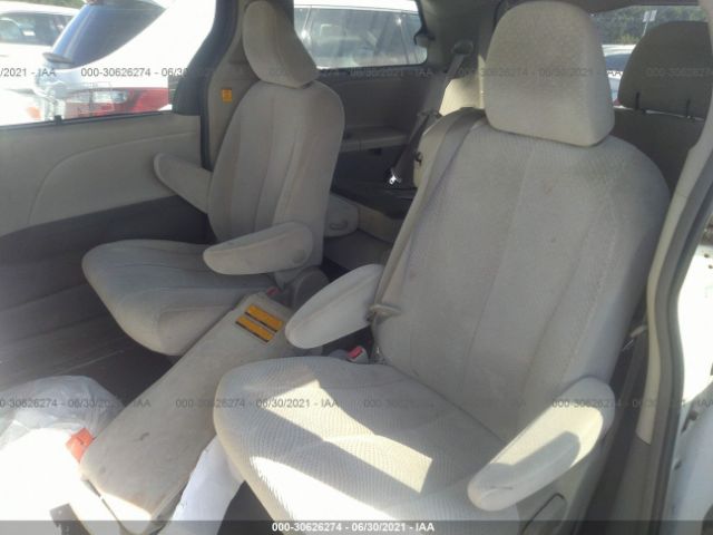 Photo 7 VIN: 5TDKK3DC5BS087421 - TOYOTA SIENNA 