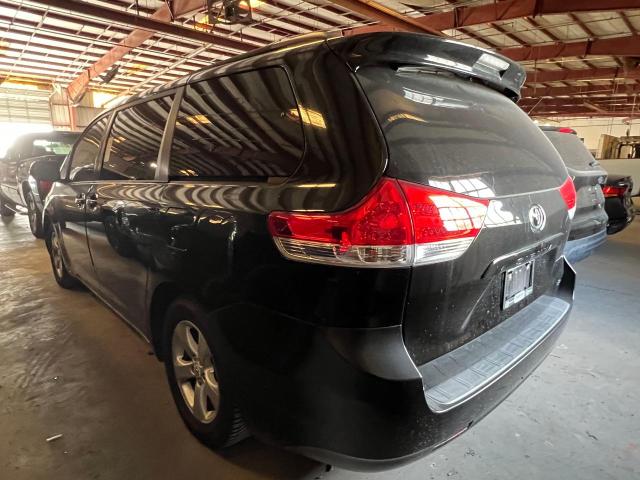 Photo 2 VIN: 5TDKK3DC5BS095891 - TOYOTA SIENNA LE 