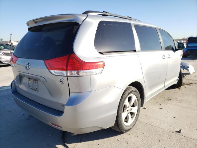 Photo 3 VIN: 5TDKK3DC5BS096832 - TOYOTA SIENNA LE 