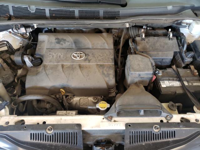 Photo 6 VIN: 5TDKK3DC5BS102595 - TOYOTA SIENNA LE 