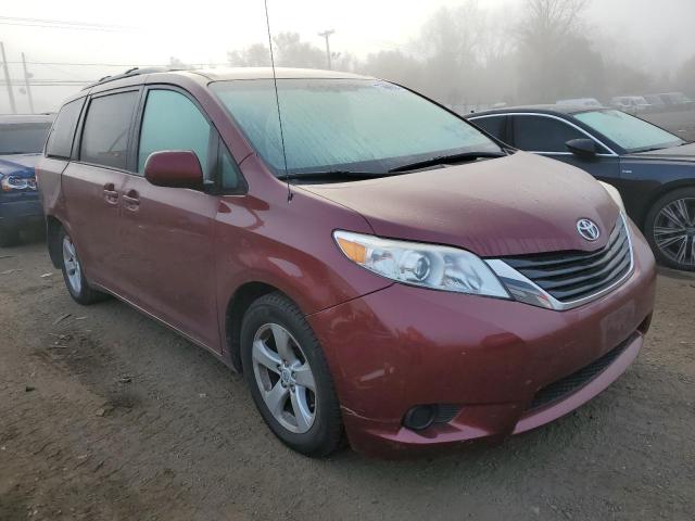 Photo 3 VIN: 5TDKK3DC5BS116402 - TOYOTA SIENNA LE 