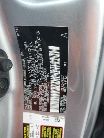 Photo 12 VIN: 5TDKK3DC5BS120742 - TOYOTA SIENNA LE 