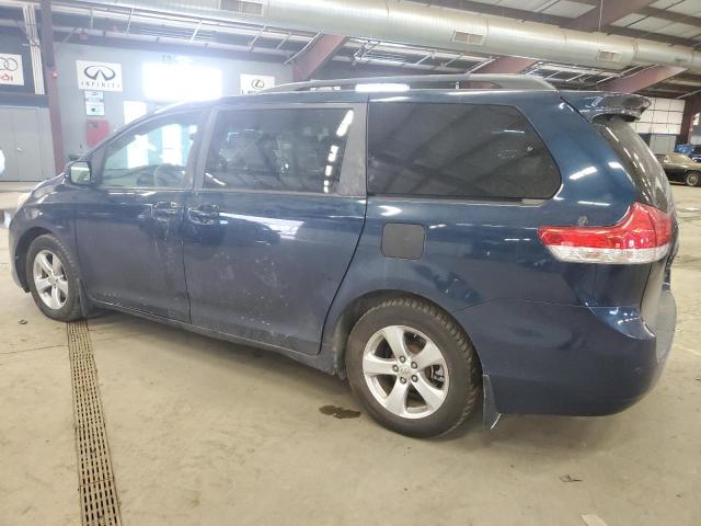 Photo 1 VIN: 5TDKK3DC5BS127285 - TOYOTA SIENNA LE 