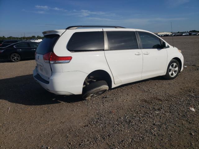 Photo 3 VIN: 5TDKK3DC5BS128159 - TOYOTA SIENNA LE 