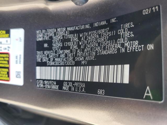 Photo 13 VIN: 5TDKK3DC5BS130039 - TOYOTA SIENNA LE 