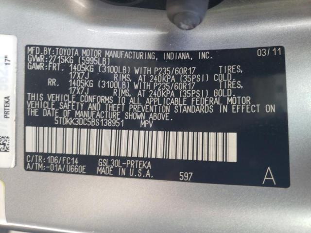 Photo 12 VIN: 5TDKK3DC5BS138951 - TOYOTA SIENNA LE 