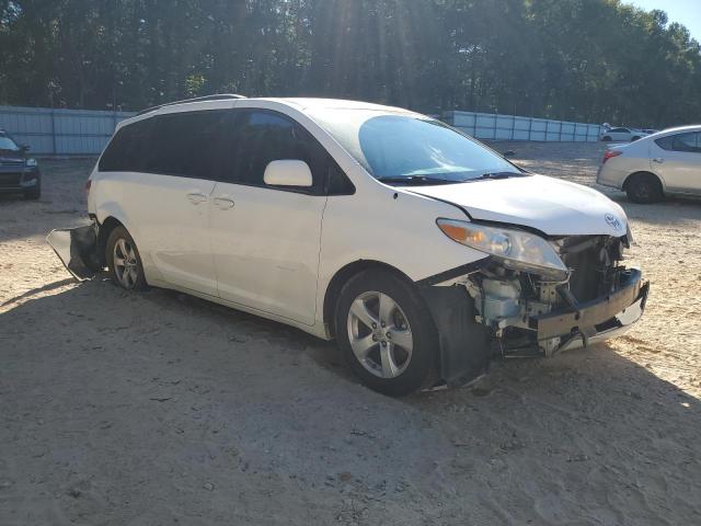 Photo 3 VIN: 5TDKK3DC5BS142949 - TOYOTA SIENNA LE 