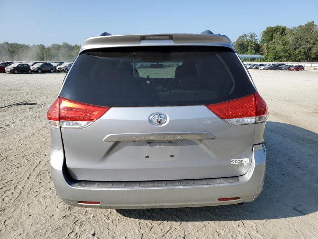 Photo 5 VIN: 5TDKK3DC5BS145012 - TOYOTA SIENNA LE 