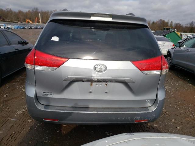 Photo 5 VIN: 5TDKK3DC5BS146144 - TOYOTA SIENNA LE 