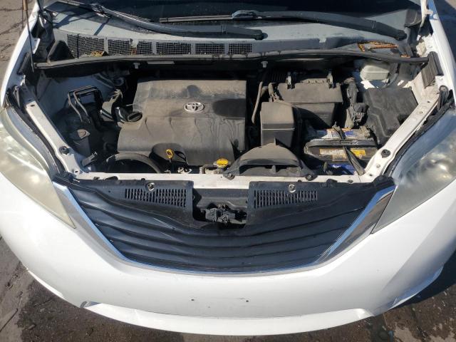 Photo 11 VIN: 5TDKK3DC5BS151358 - TOYOTA SIENNA LE 