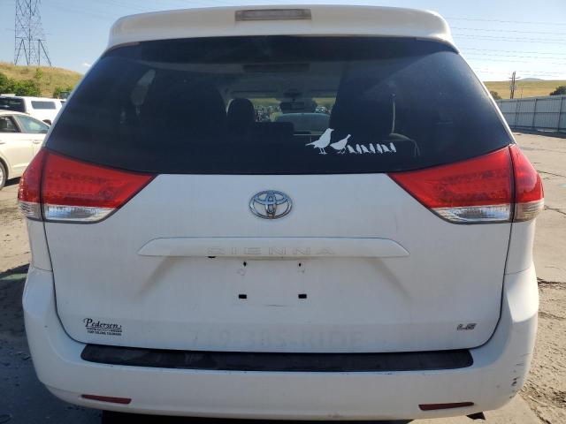 Photo 5 VIN: 5TDKK3DC5BS151358 - TOYOTA SIENNA LE 