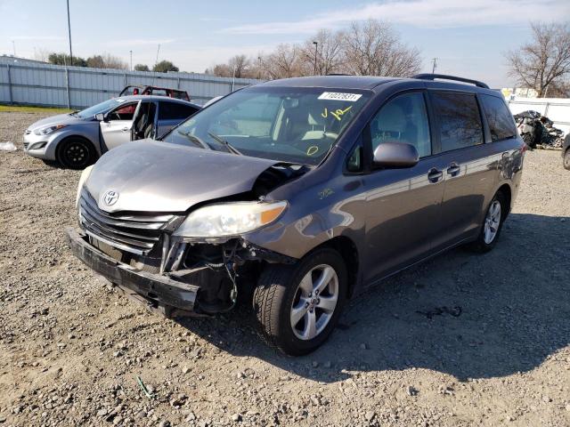 Photo 1 VIN: 5TDKK3DC5BS166152 - TOYOTA SIENNA LE 