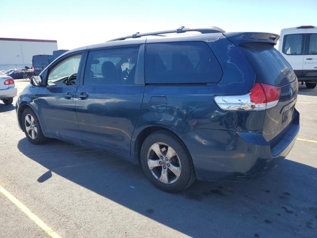 Photo 1 VIN: 5TDKK3DC5BS175370 - TOYOTA SIENNA LE 