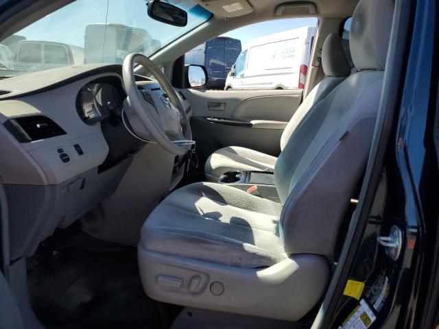 Photo 6 VIN: 5TDKK3DC5BS175370 - TOYOTA SIENNA LE 