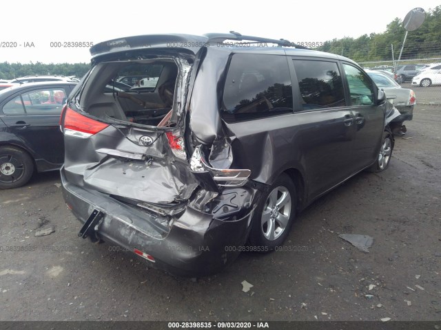 Photo 3 VIN: 5TDKK3DC5CS180313 - TOYOTA SIENNA 