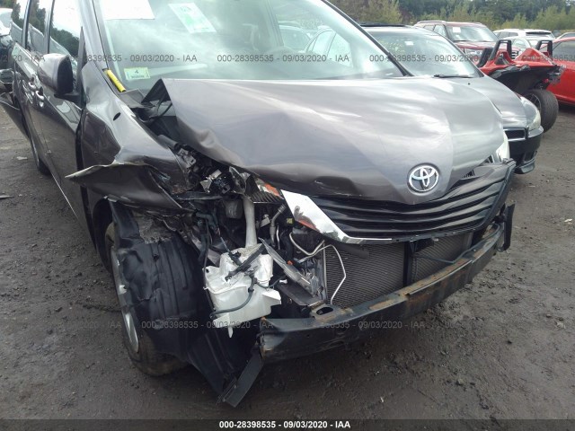 Photo 5 VIN: 5TDKK3DC5CS180313 - TOYOTA SIENNA 